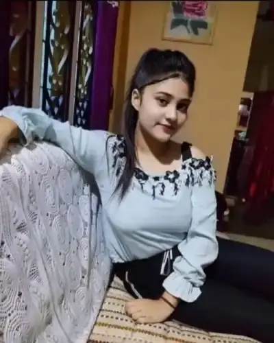 Escorts Service In Manjhanpur