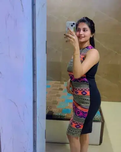 Escort Manjhanpur